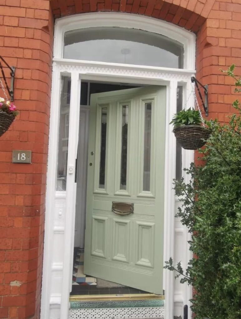 House painters in Merthyr